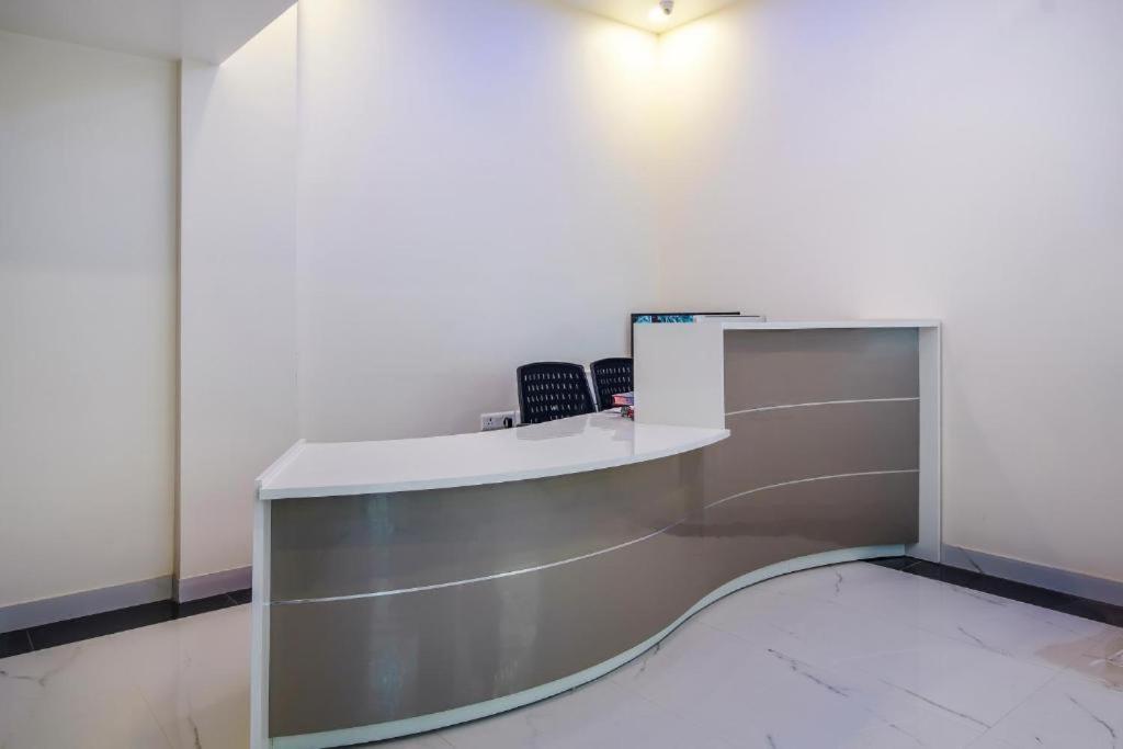 Hotel Classic Paradise Νέο Δελχί Εξωτερικό φωτογραφία