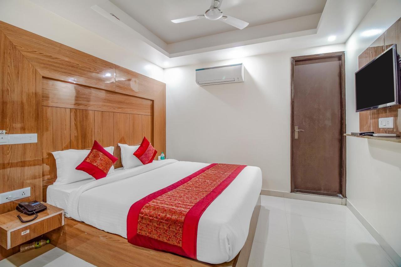 Hotel Classic Paradise Νέο Δελχί Εξωτερικό φωτογραφία