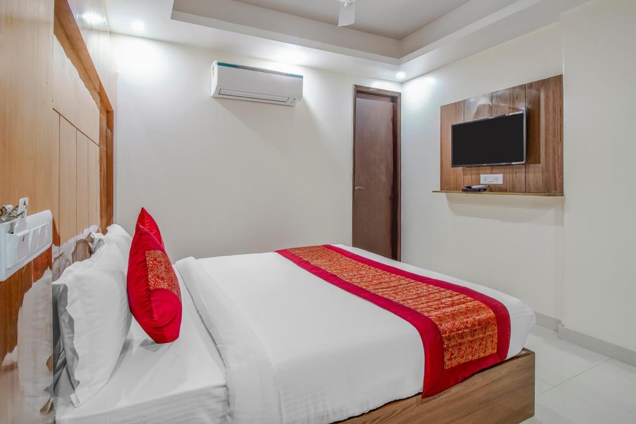 Hotel Classic Paradise Νέο Δελχί Εξωτερικό φωτογραφία